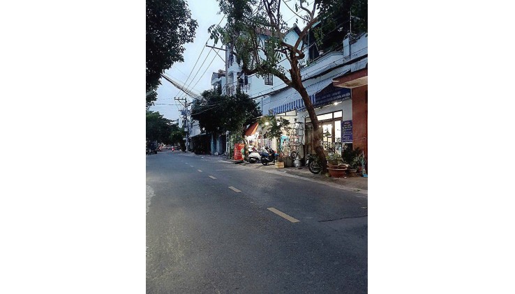 Mặt Tiền Kinh Doanh Tăng Nhơn Phú A Quận 9 100M2 Ngang 4,5m x 23m Giá Giảm Còn 4,5 Tỷ